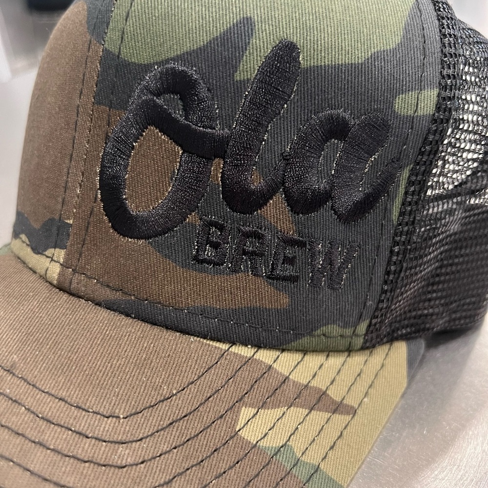 Trucker hat - Picture 3 of 5